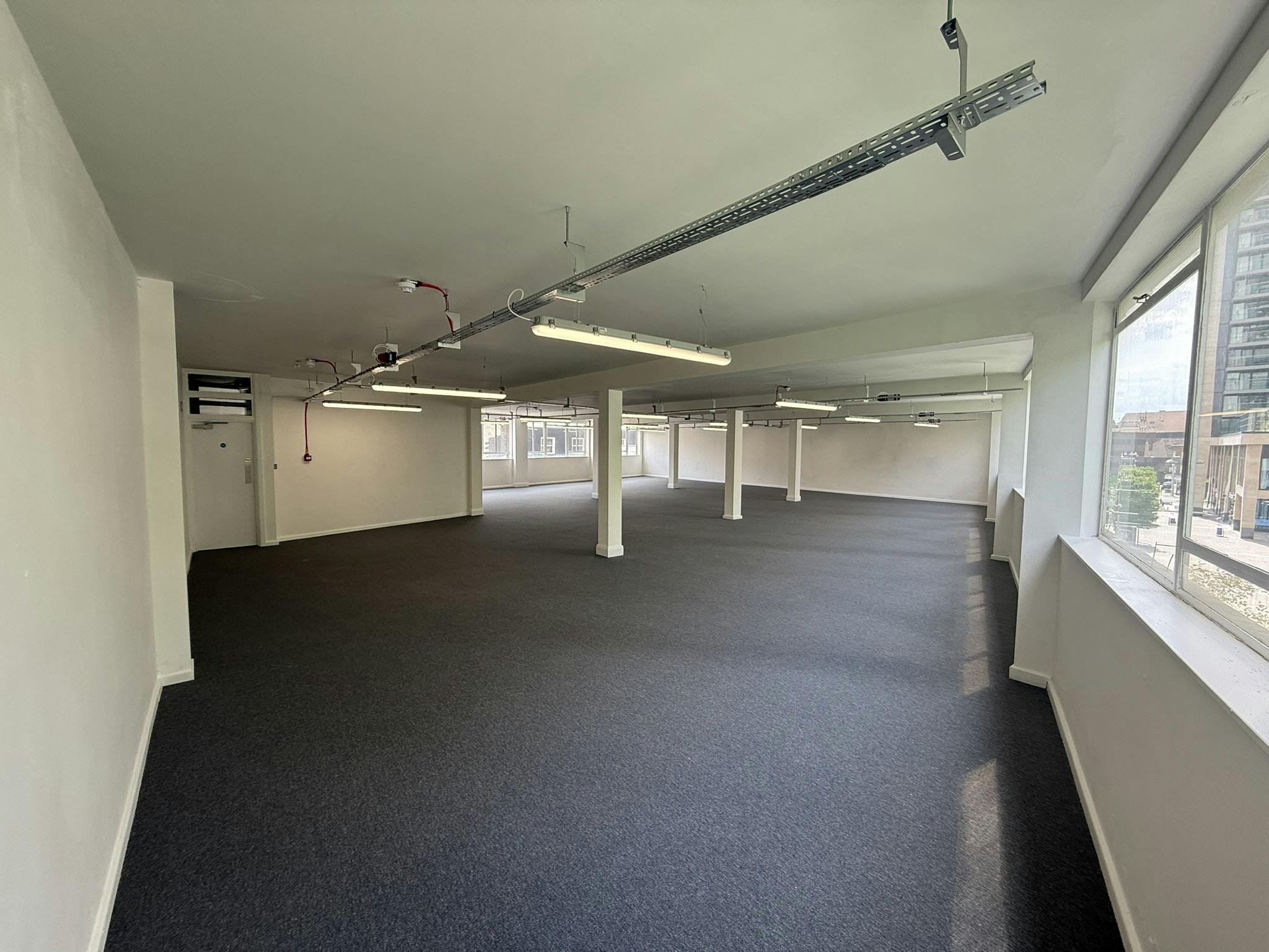 1st and 2nd Floor, 8-10 Commercial Way, Woking, Offices To Let - IMG_2629.JPEG
