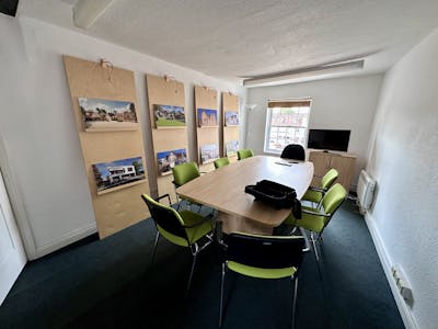 109 High Street, Thame, Office / Other To Let - IMG_8160.jpeg