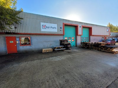 Unit 4-5 Palace Industrial Estate, Bircholt Road, Maidstone, Industrial / Warehouse To Let / For Sale - 20221104_101541.jpg