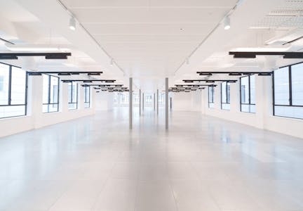 16 St Martin's Le Grand, London, Office To Let - 646f7ae37408fe5566245fb8a01996f6-04061.jpg