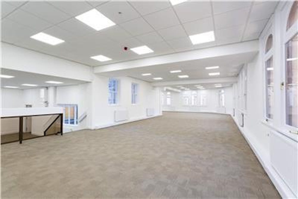 13 Bond Court, Leeds, Office To Let - Image 3