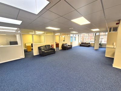 Hyde Business Hub, 111-113 The Mall, Hyde, Office To Let - 20260205_133120.jpg