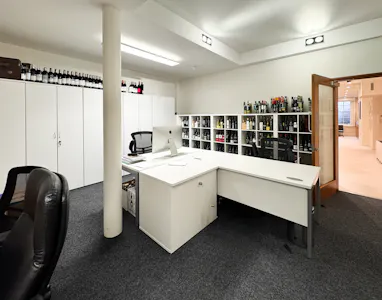 51 Welbeck Street, 51 Welbeck Street, London, Office Lease Assignment - 20260313_140239481_iOS.jpg