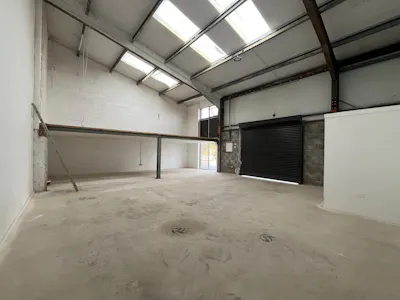 Unit 1, New Bury Business Park, Leighton Buzzard, Industrial To Let - WhatsApp Image 2026-08-27 at 08.29.50.jpeg