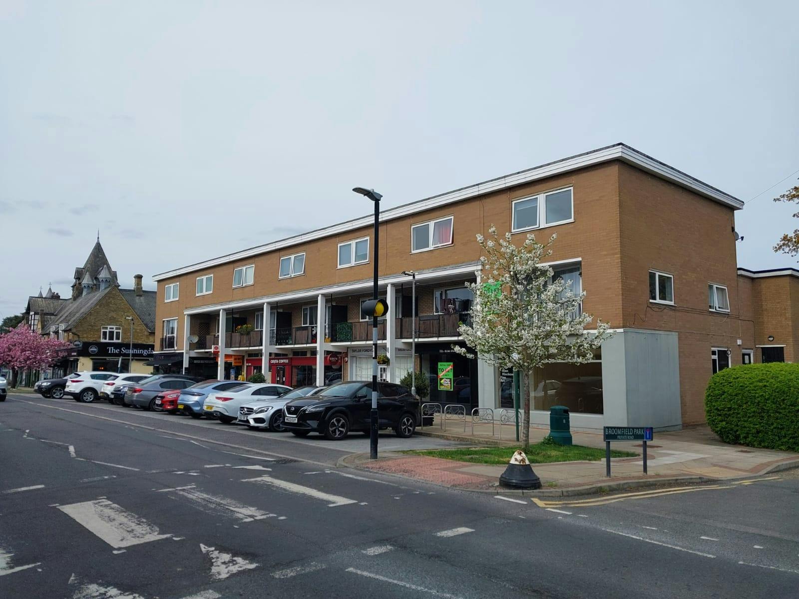 65 Chobham Road, Sunningdale, Retail To Let - IMG-20260410-WA0002.jpg