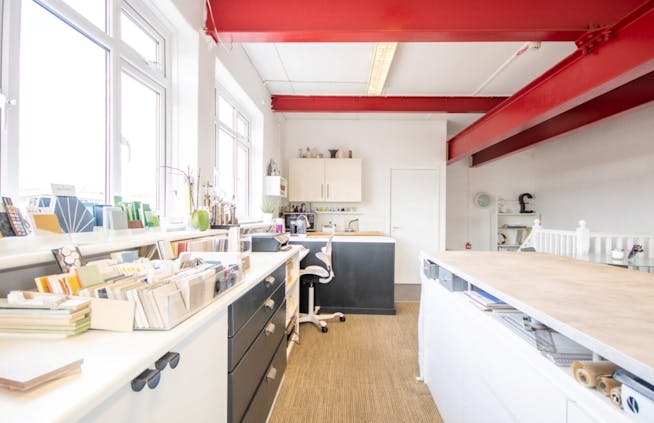 Uffcott 3, Elcot Park, Elcot Lane, Off London Road, Marlborough, Leisure / Office / Retail To Let - Uffcott-3-office-to-let-internal-3-1282x830.jpg