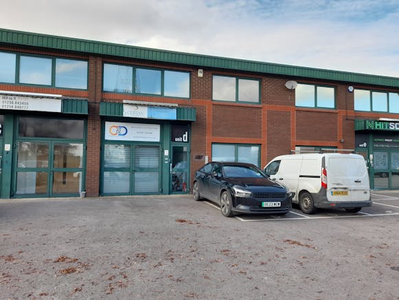 Unit D, Loddon Business Centre, Roentgen Road, Basingstoke, Offices To Let - 20241024_141742.jpg