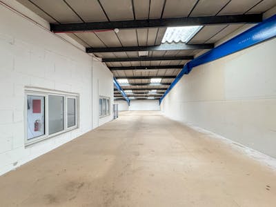 Heathway Industrial Estate, 13 Manchester Way, London, Industrial To Let - IMG_5410.jpg