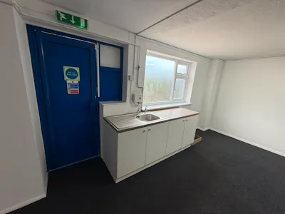 Unit 12, Sandhurst, Canvey Island, Industrial To Let - WhatsApp Image 2026-07-08 at 15.19.12 (1).jpeg