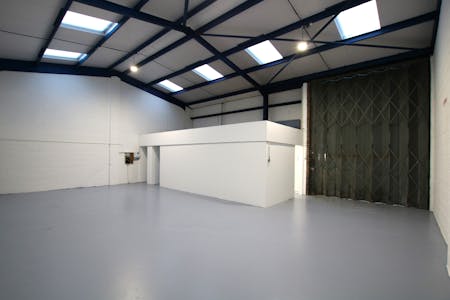Unit 6 Forest Close, Verwood, Industrial / Storage To Let - IMG_39071.JPG
