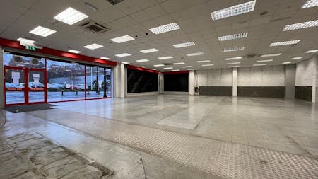 209 Bury New Road, Manchester, Leisure / Retail / Industrial / Warehouse To Let / For Sale - PHOTO20251217100624jpg4.jpg