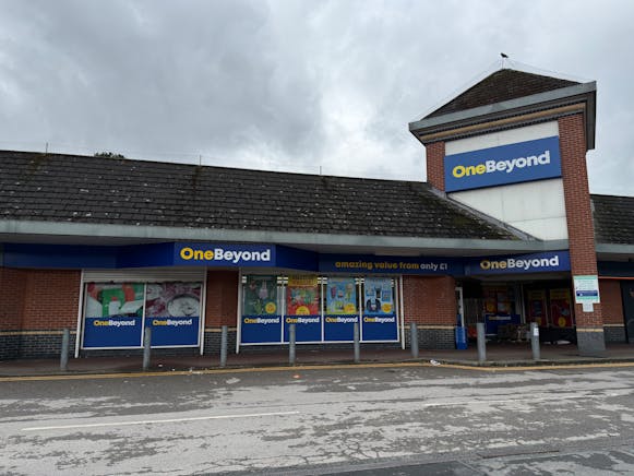 Unit 2, 385 Kirkstall Road, Leeds, Retail To Let - IMG_0331.jpeg