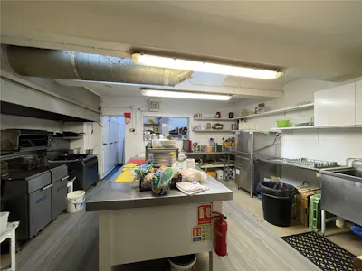 13 Marine Parade, Southend-On-Sea, A3 (Restaurants and Cafes) For Sale - DBS150093_12.jpg