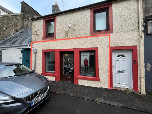 32 Waterside Street, Strathaven, Retail To Let - PHOTO20240828101116 4.jpg