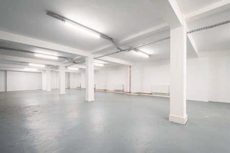 Universal House, 88-94 Wentworth Street, London, Office To Let - Universal Hse B002W - Low Res 2.jpg