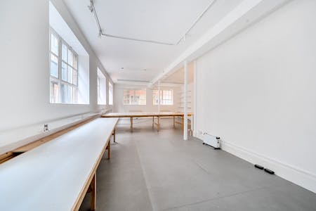 5 Standard Place, London, Office For Sale - 1374302146916e8f0243ef.jpg