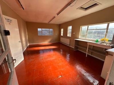 182 Church Street, Sheffield, Automotive / Distribution Warehouse / Industrial / Light Industrial / Trade Counter To Let - IMG_1834.JPG