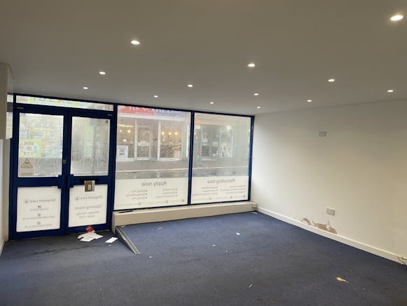 Unit 1, 178-179 Queens Road, Hastings, Retail To Let - IMG_1388.JPEG