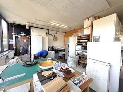 Unit 31, Regent Studios, 8 Andrews Road, London, Industrial To Let - IMG_7415.JPG