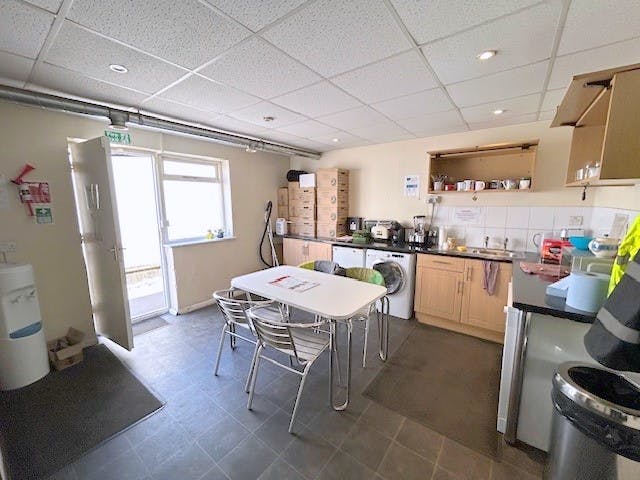 The Mushroom Farm, Oakley Green Road, Windsor, Industrial / Office To Let - Shared kitchen break area ii.jpg