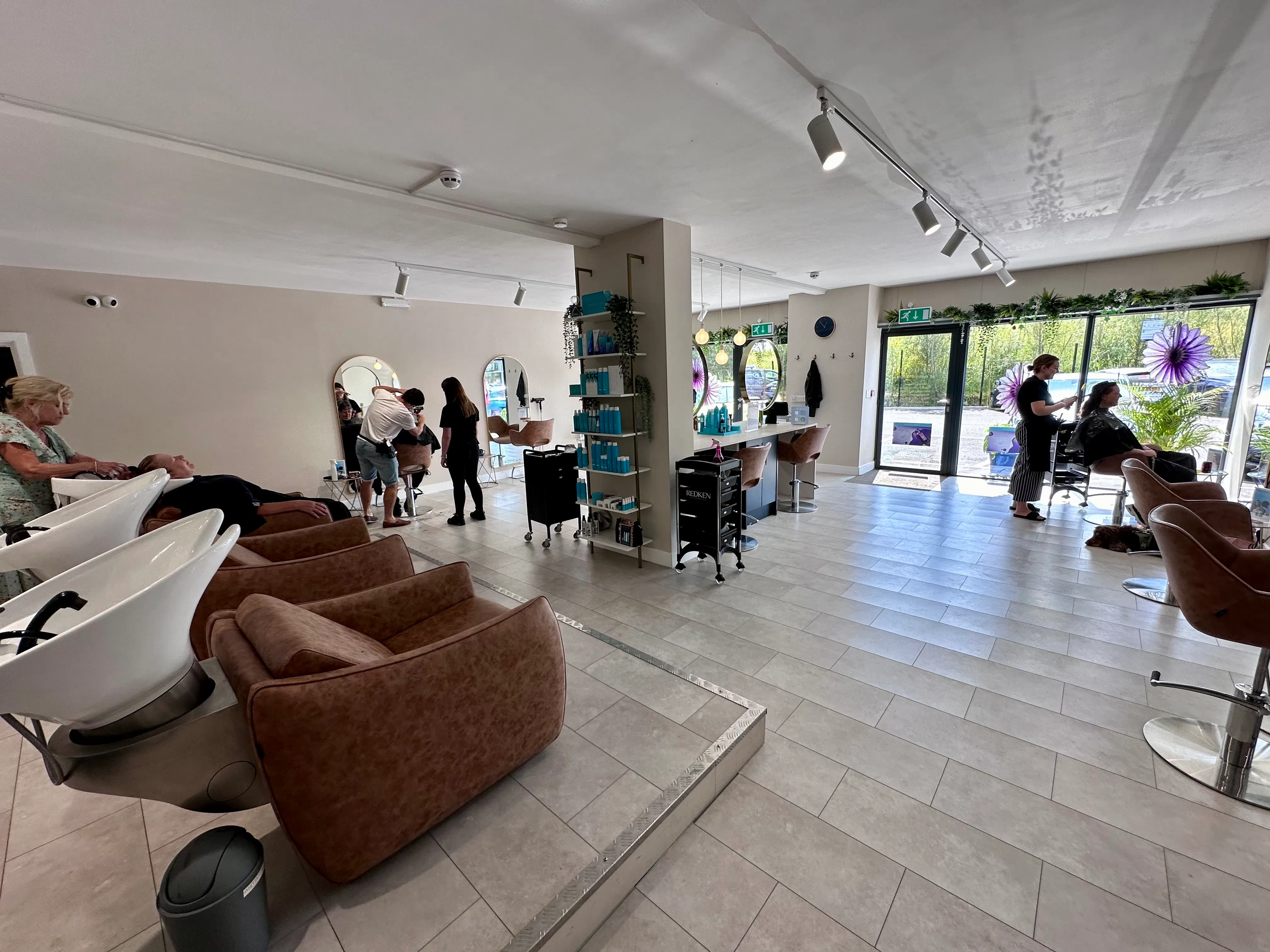 Goodchild Parkway, Aylesbury, Industrial / Investment / Other / Retail For Sale - HAIR SALON 3.jpeg