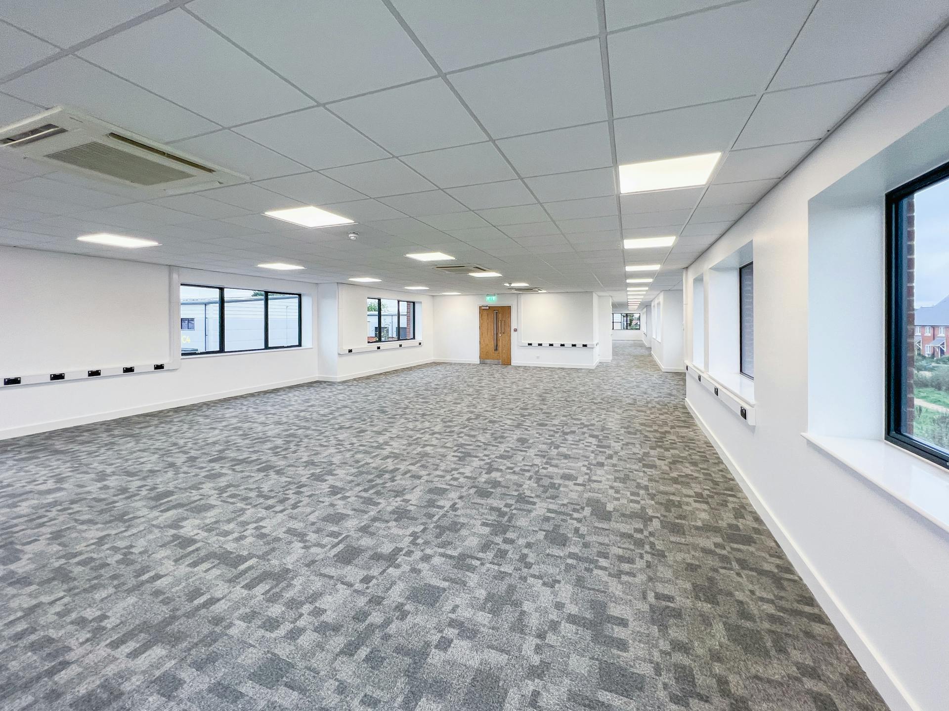 Office in Ringwood - photo 2