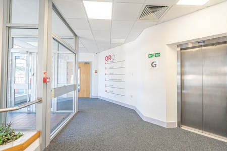 Queens Road Quadrant, 1-5 Queens Road Quadrant, Brighton, Office To Let - DSC08708.jpg