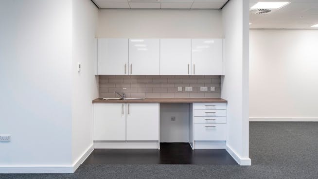 Radius Park, Basingstoke, Industrial To Let - RADIUS_Kitchen.jpg