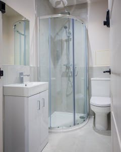 Honiton Road, Southend-on-Sea, Flatlets / HMOs / Residential House To Let - Y3up0v6g.jpeg