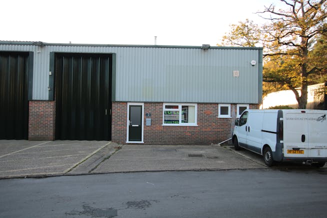 Unit 2 Forest Close, Verwood, Industrial & Trade To Let - IMG_3883.JPG