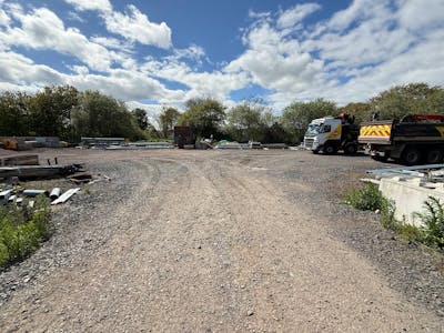 Yard, Nobel Road, Dundee, Industrial Land / Yard To Let - 20260511_140028061_iOS.jpeg