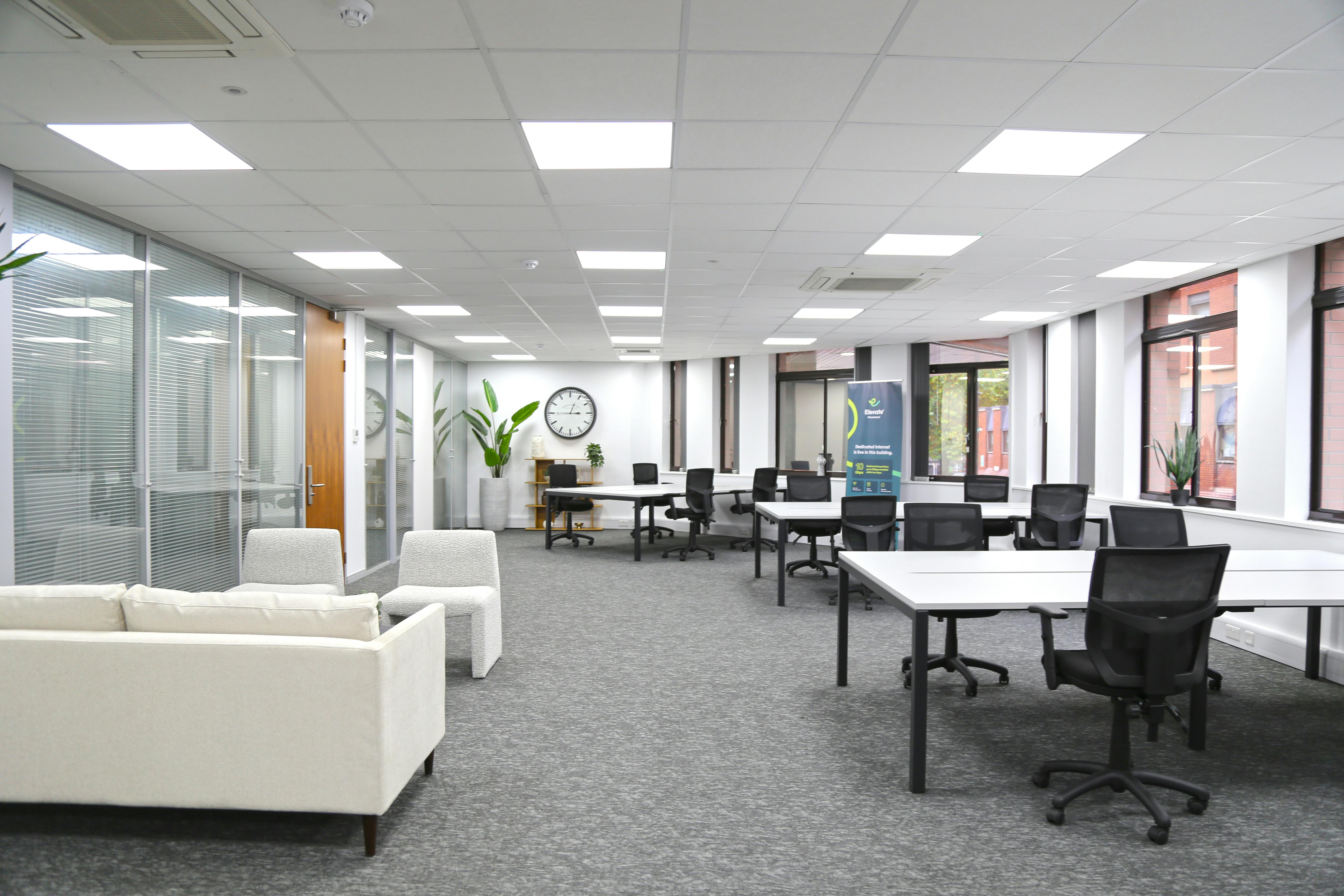 Oxford House, Leeds, Offices To Let - IMG_7012 edit.jpg