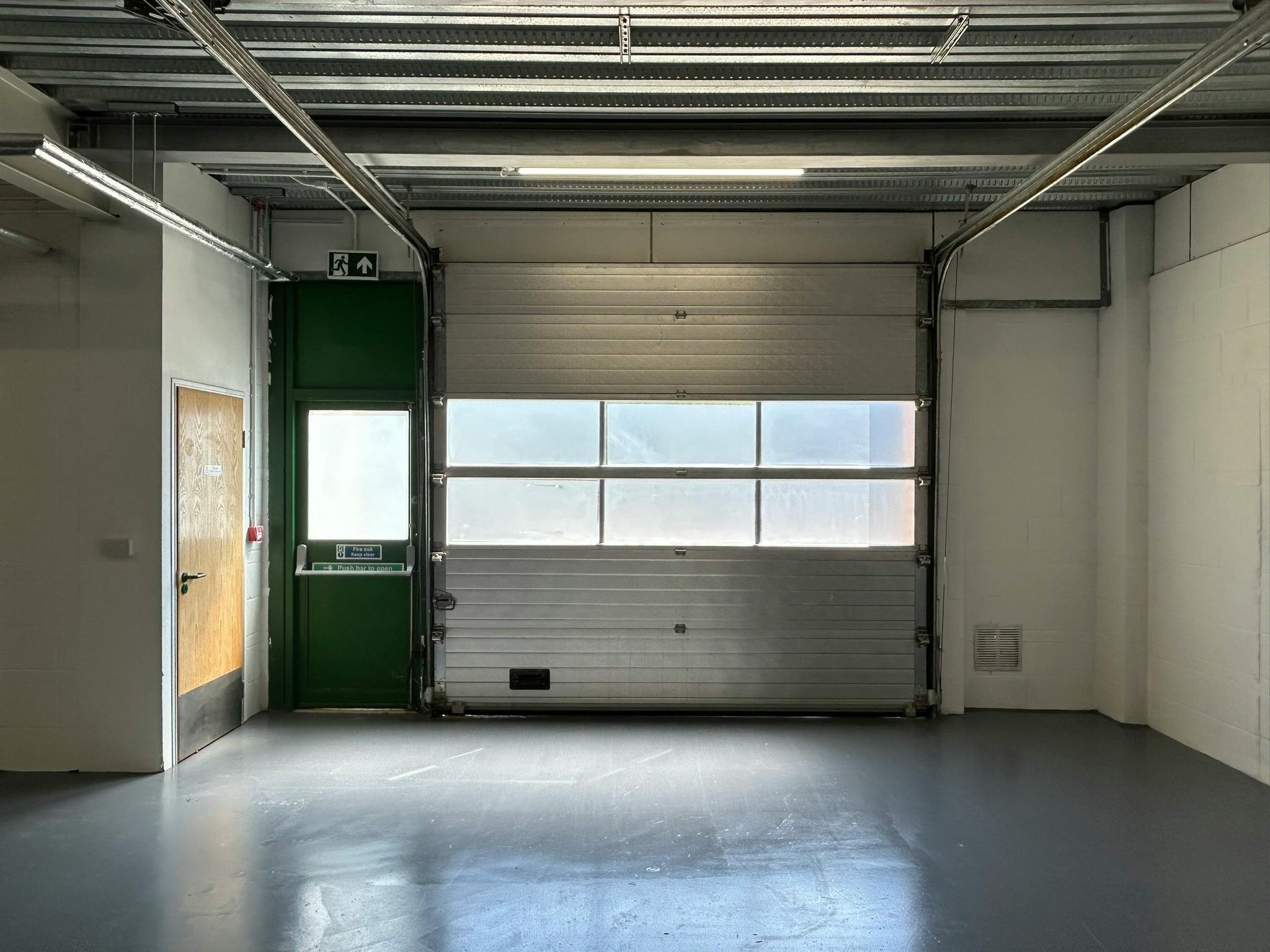 Unit 14, County Park, Shrivenham Road, Swindon, Industrial To Let - IMG_7307.JPEG