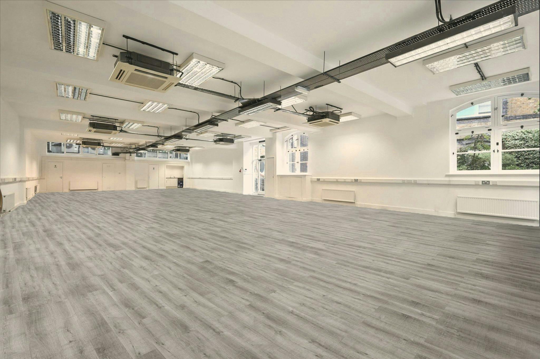 Office in London - photo 3