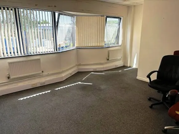 Unit E The Loddon Centre, Basingstoke, Industrial To Let - LCEPicture02 - 23 06 2026.jpg