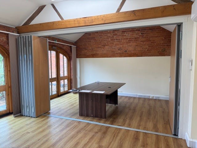 Unit 4, 4 Pedigree Farm Barns, Northampton, Offices To Let - Unit 4 internal 8.jpg