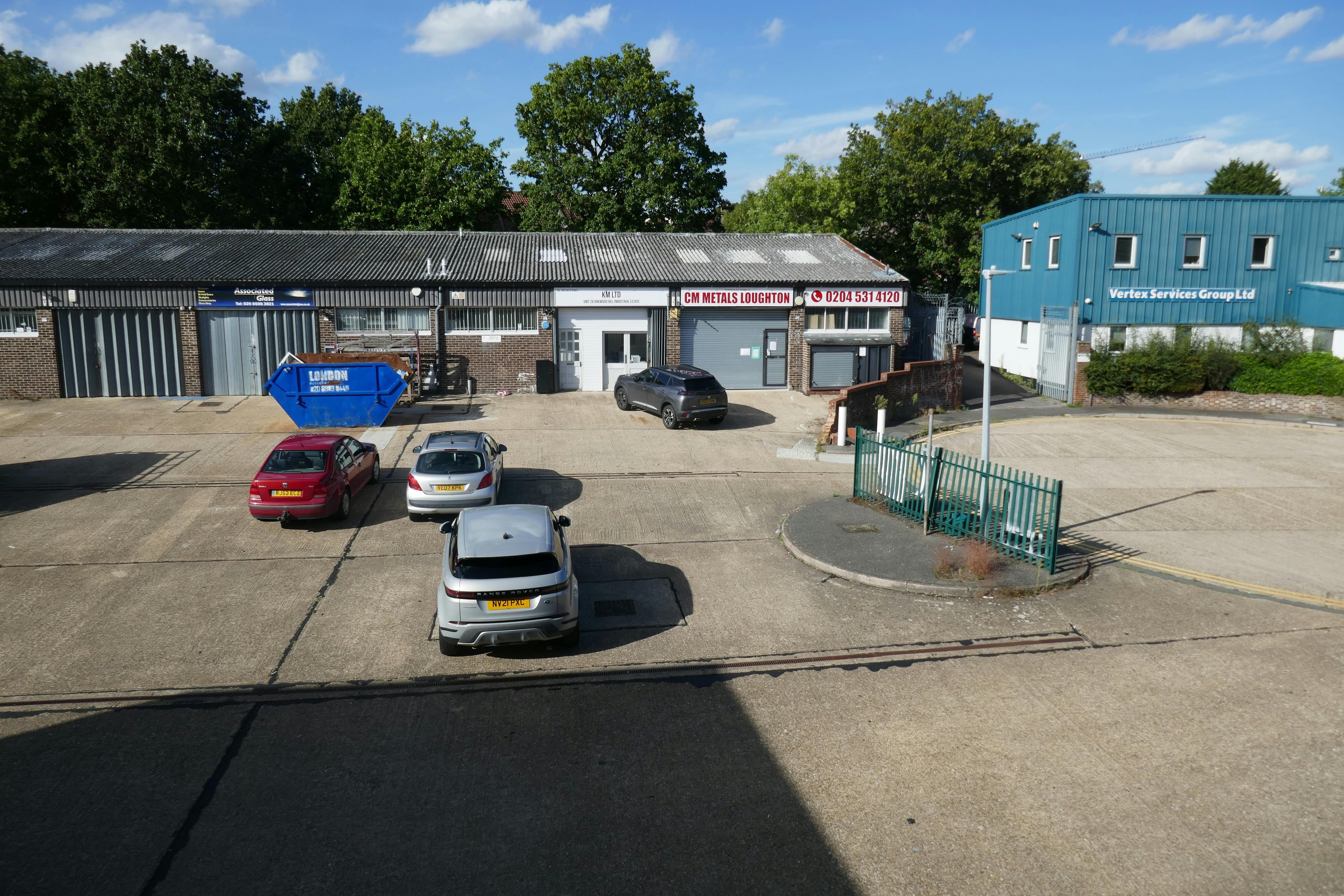 Units 32-33,34,37,38,39, Oakwood Hill, Loughton, Other / Offices / Other To Let - P1000995.JPG