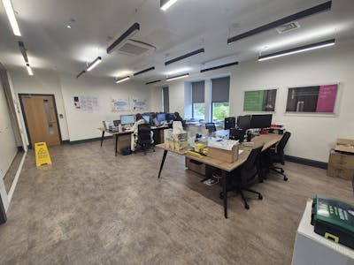 Unit 2, High Peak, Office To Let - 20260309_112410.jpg