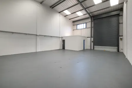 Unit 2, Crescent Court Business Centre, Canning Town, Industrial To Let - IW-130826-CA-251-U2.jpg