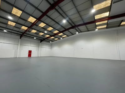 Unit 4, London, Industrial/Logistics To Let - Picture4.png