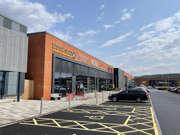 Unit 11 (The Bake), Bishop Auckland Retail & Leisure Park, Bishop Auckland, Restaurant / Cafe / Retail To Let - IMG_2312.jpg