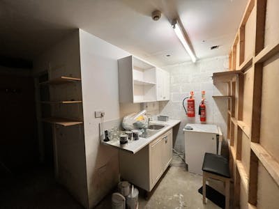 40-42 Parliament Street, Harrogate, Retail For Sale - IMG_7720.jpeg