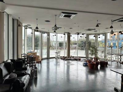 Unit 12, 8 Kew Bridge Road, Brentford, Restaurant To Let - IMG_2552.JPEG