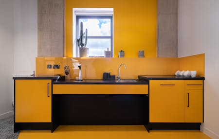 Streamline, 436-441 Paintworks, Bristol, Office To Let - kitchen yellow2.jpg