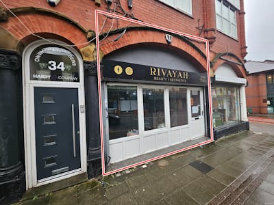32 Market Street, Hyde, Leisure / Office / Retail To Let - 32 Market Street - shop front.jpeg