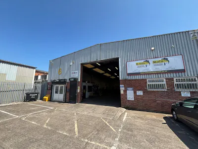 Unit 6, Tollgate Close, Cardiff, Industrial To Let - 3.jpg