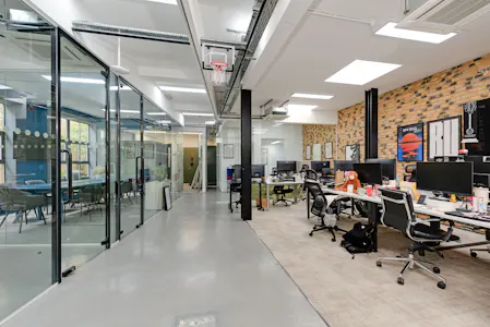 Studio 3, The Courtyard, Willesden, Office To Let - 54562 Hi res (6).jpg