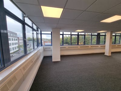 North Suite, 2nd floor, Burns House, Haywards Heath, Office To Let - 20221020_110003.jpg