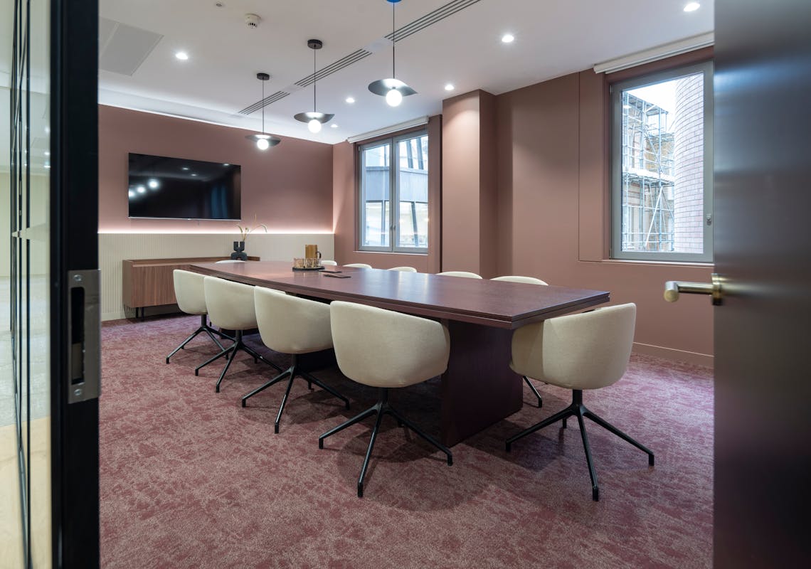 MC4318-2254-HR.jpg 5 Norwich Street, Office To Let - MC4318-2254-HR.jpg