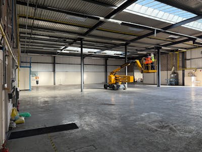 Unit 16 Padgets Lane, Redditch, Industrial/Logistics To Let - IMG_5399.JPG